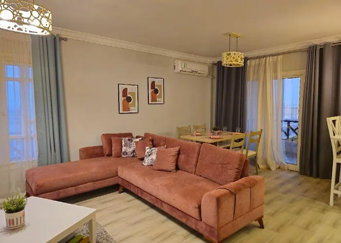 Mero & Moka\'S Cozy Corner