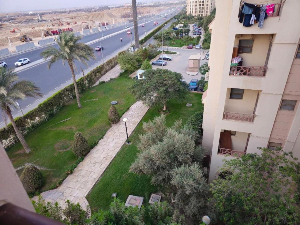 Mero & Moka's Cozy Corner Apartment Cairo